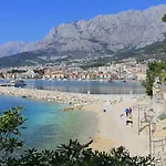 Apartments By The Sea Makarska - 21443