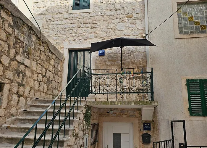 Apartments By The Sea Makarska - 21443