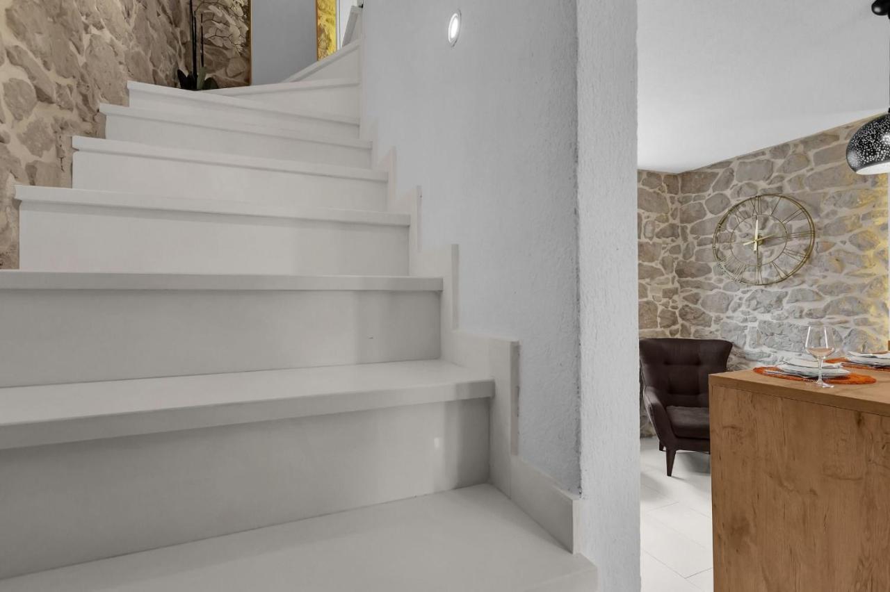 By The Sea - 21443 Apartman